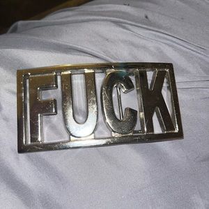 belt buckle